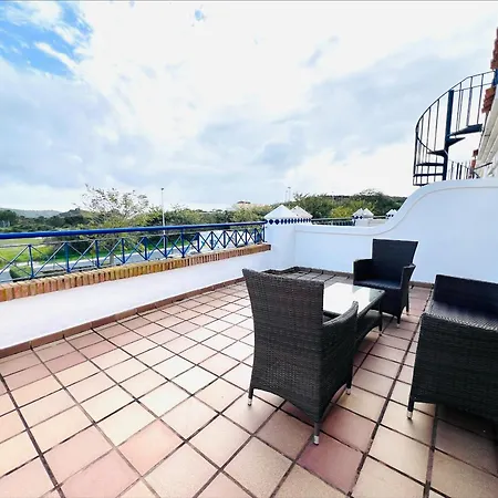 Parque Oasis Costa Esuri Holiday home *