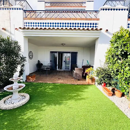 Parque Oasis Costa Esuri Holiday home